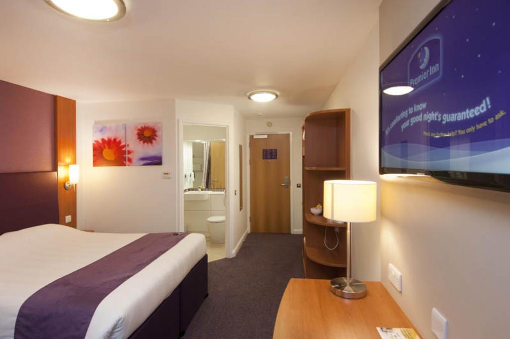 Premier Inn Glasgow City Centre South מראה חיצוני תמונה